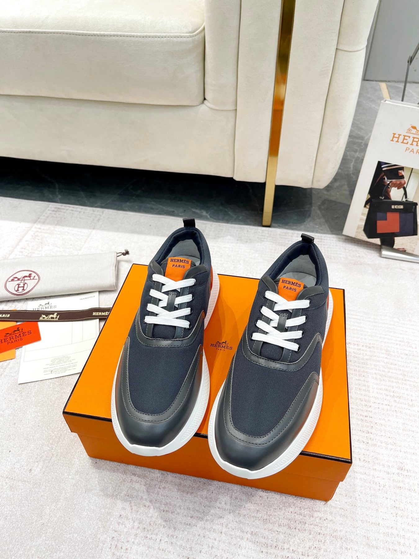 GIGA SNEAKER IN BLACK STITCHED MESH AND CALFSKIN