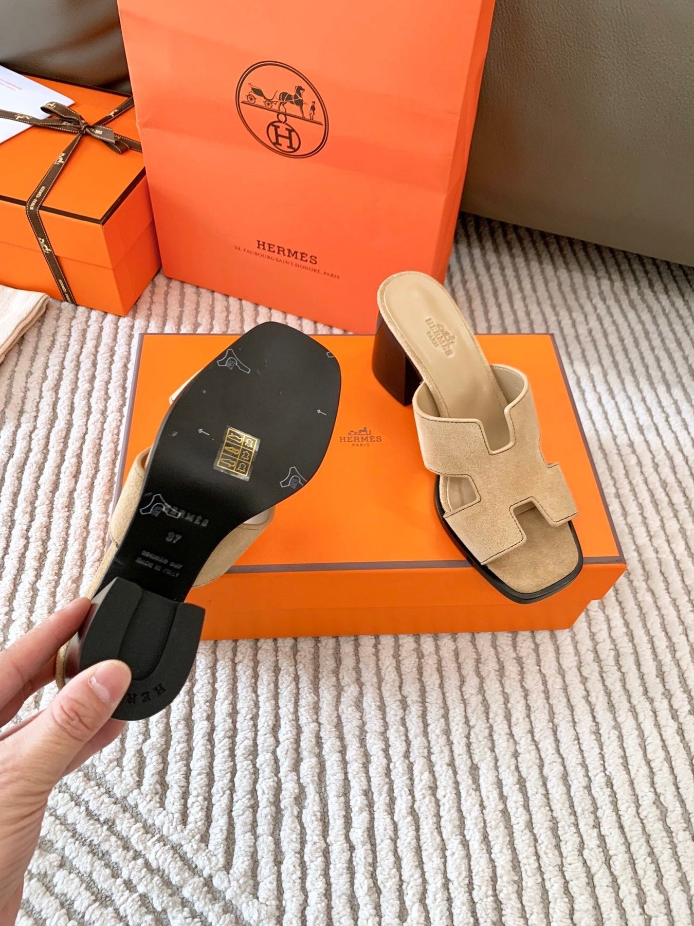 HELIA 60 SANDAL IN TUSCAN BEIGE SUEDE