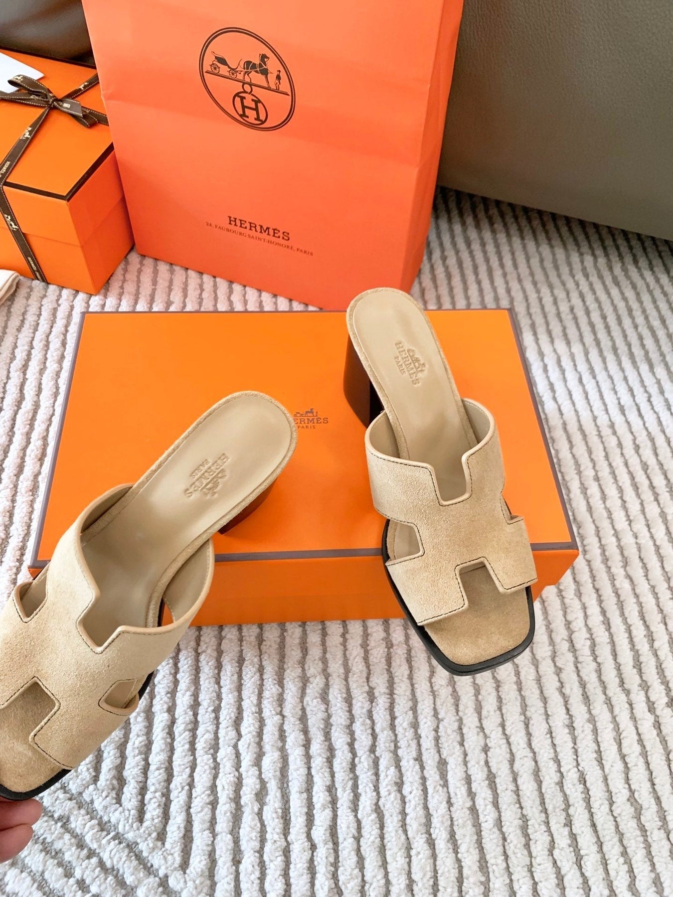 HELIA 60 SANDAL IN TUSCAN BEIGE SUEDE