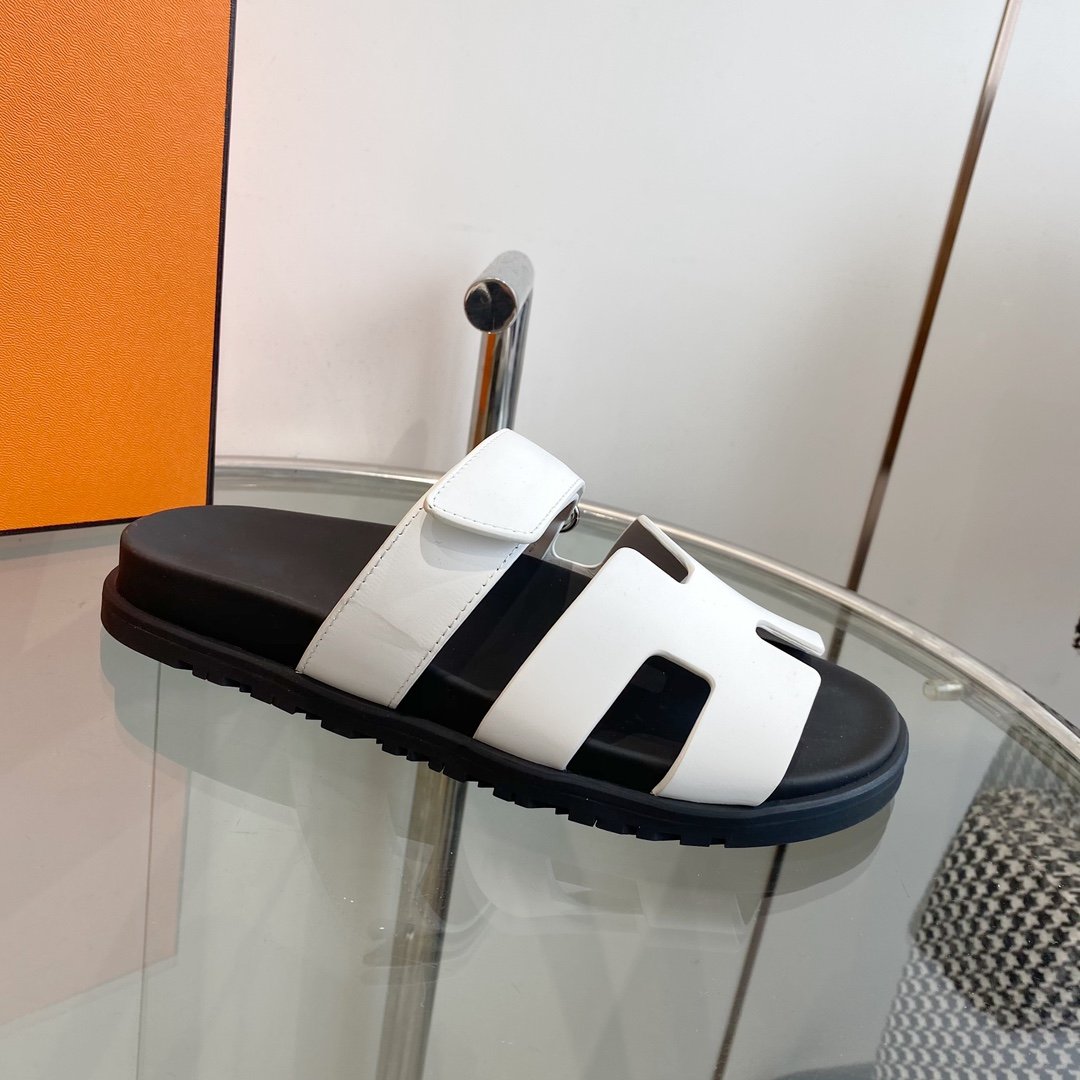 Chypre Sandal White Mastic Calfskin Leather