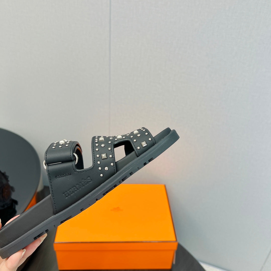 CHYPRE SANDAL BLACK CALFSKIN SPECIAL