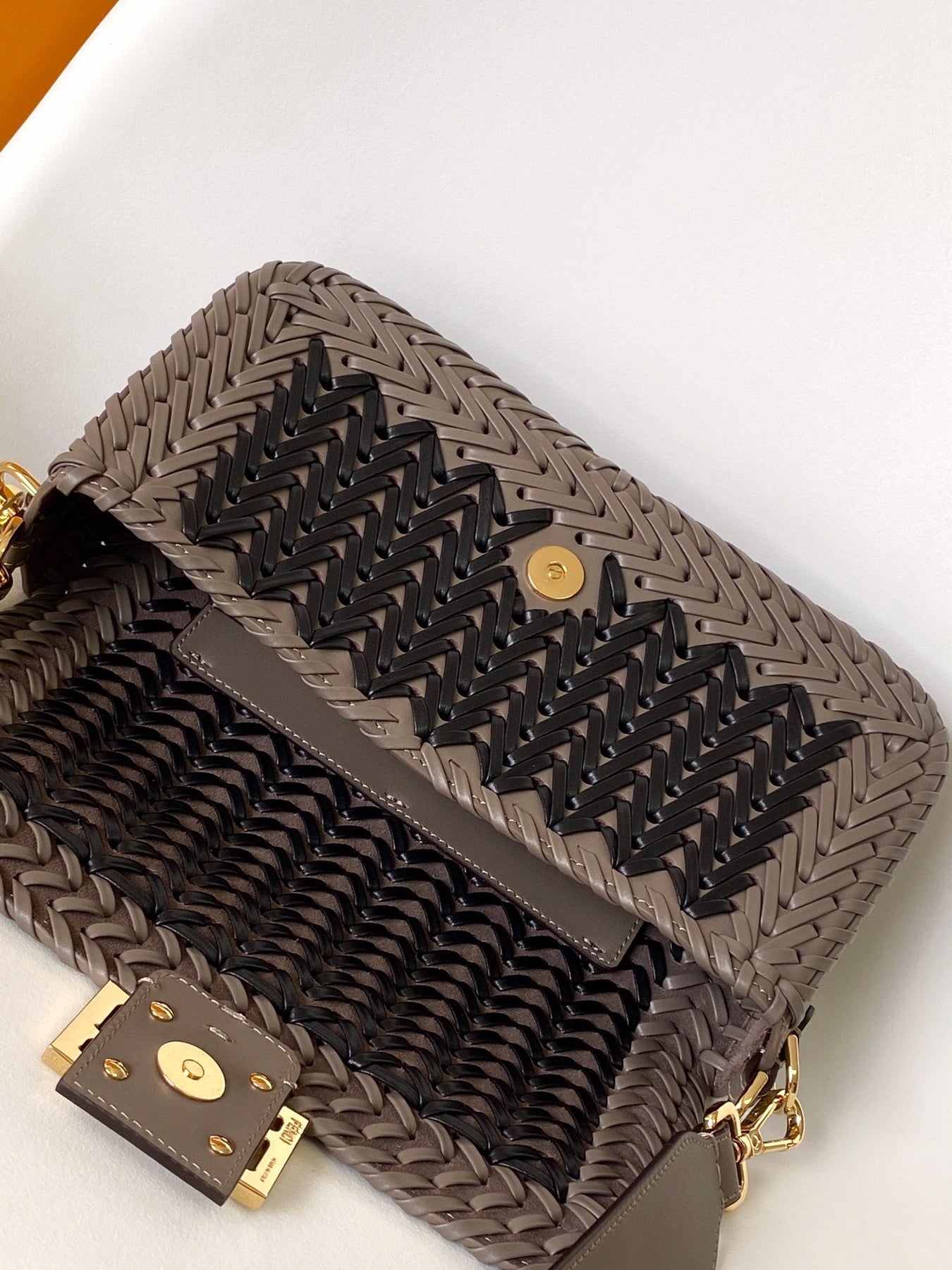 Fend Baguette 27 Bag Black Brown Sand interlaced leather Ghw