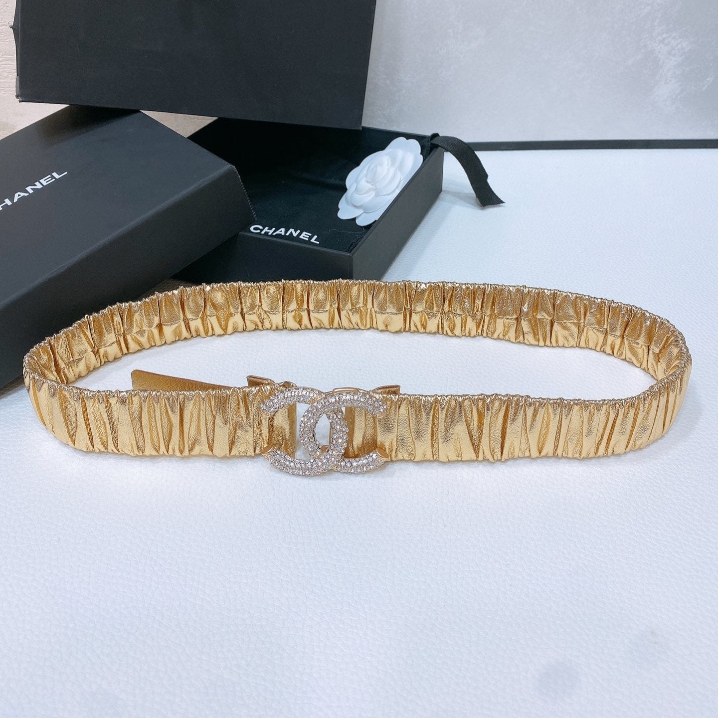 CC ELASTIC BELT 30MM IN GOLD CALFSKIN GOLD HARDWARE WITH RHINSTONES