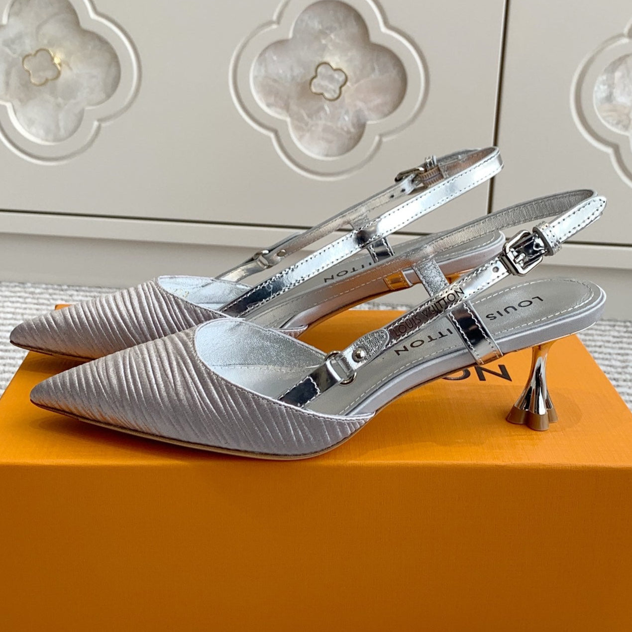 BLOSSOM SLINGBACKS 55 MM IN SILVER IMPORTED STRIPED SILK SATIN