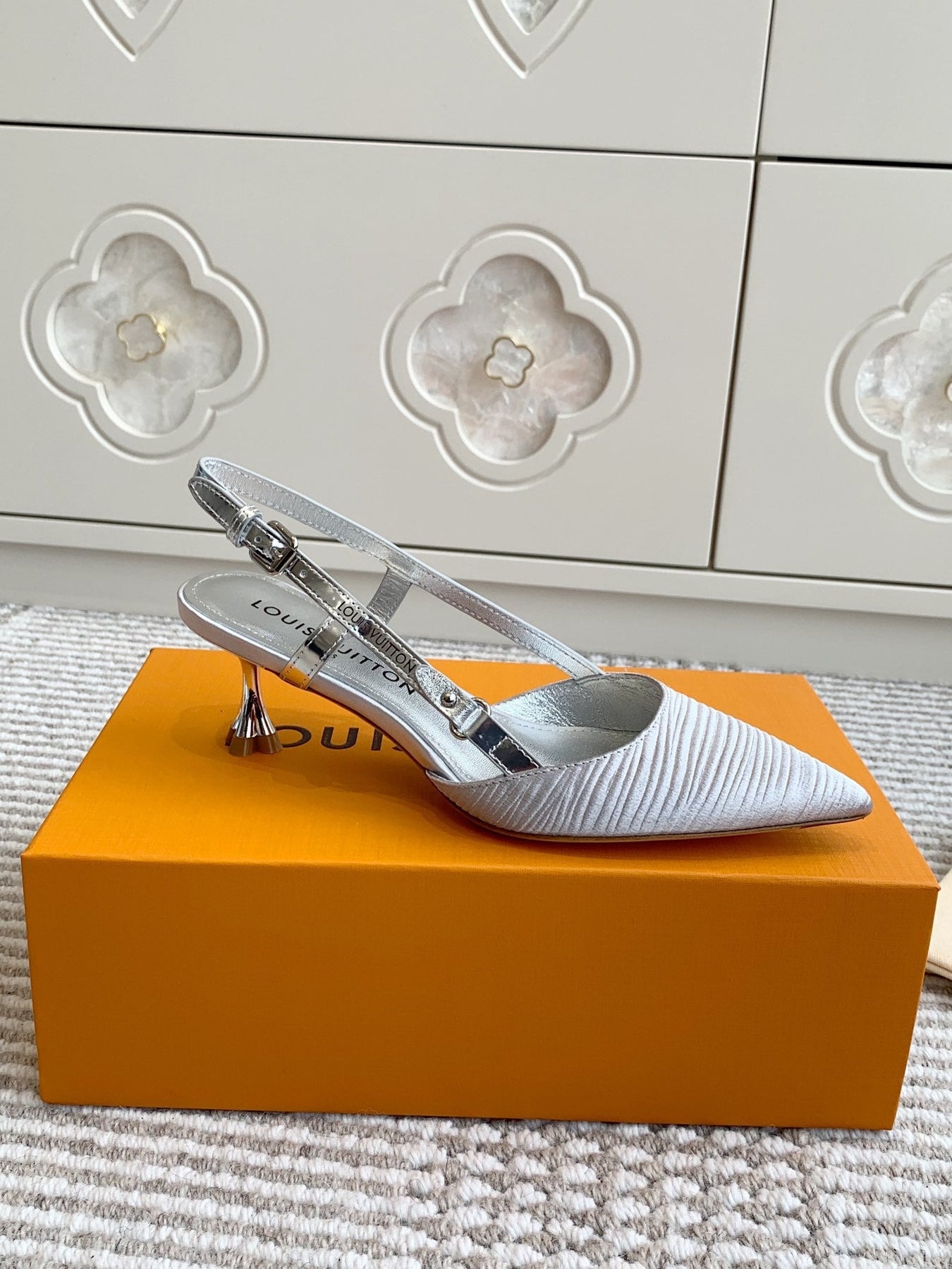 BLOSSOM SLINGBACKS 55 MM IN SILVER IMPORTED STRIPED SILK SATIN