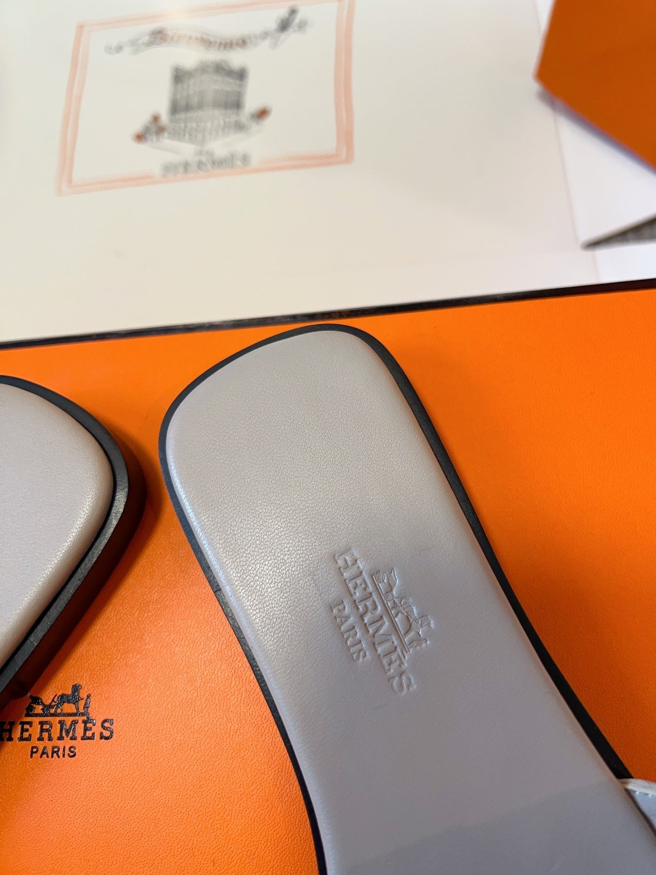 GIULIA FLAT SANDAL IN KHAKI BROWN SUEDE