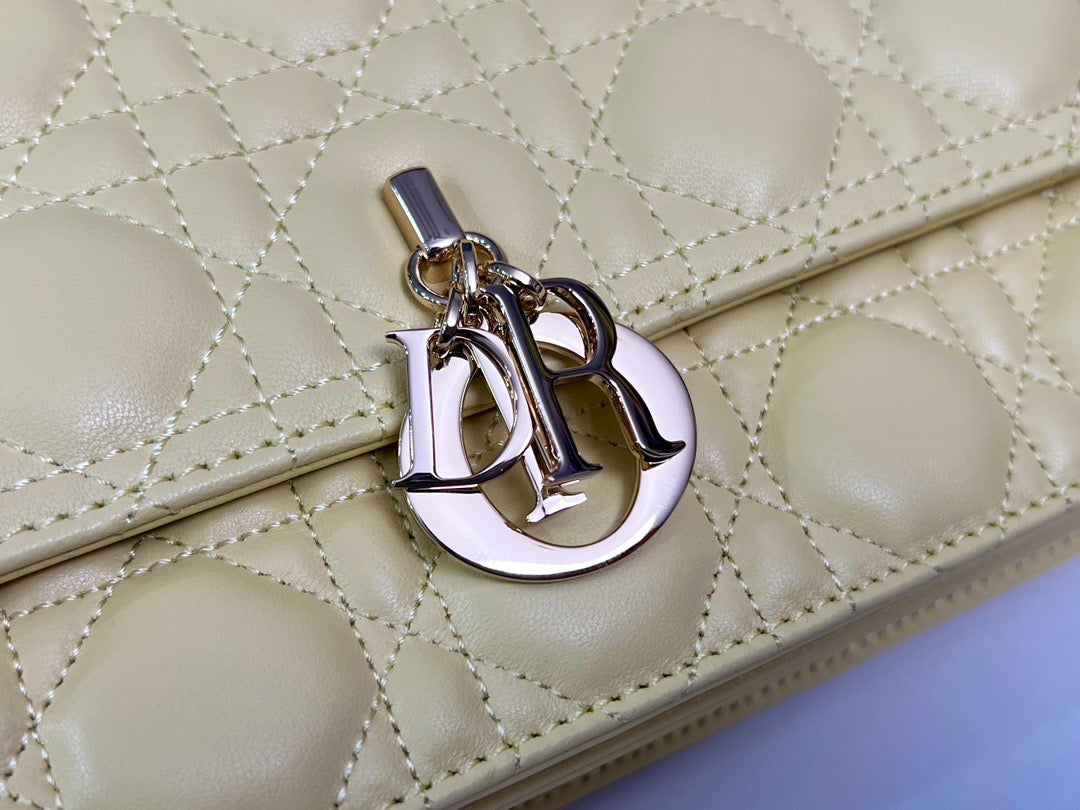 DIO Miss DIO Handbag (24cm)