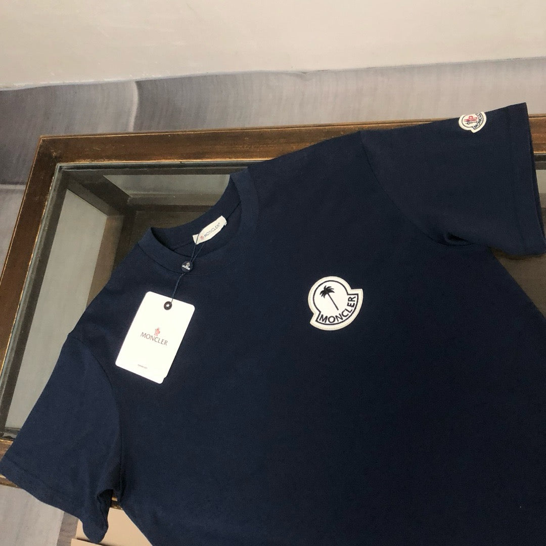 Moncler T-shirt