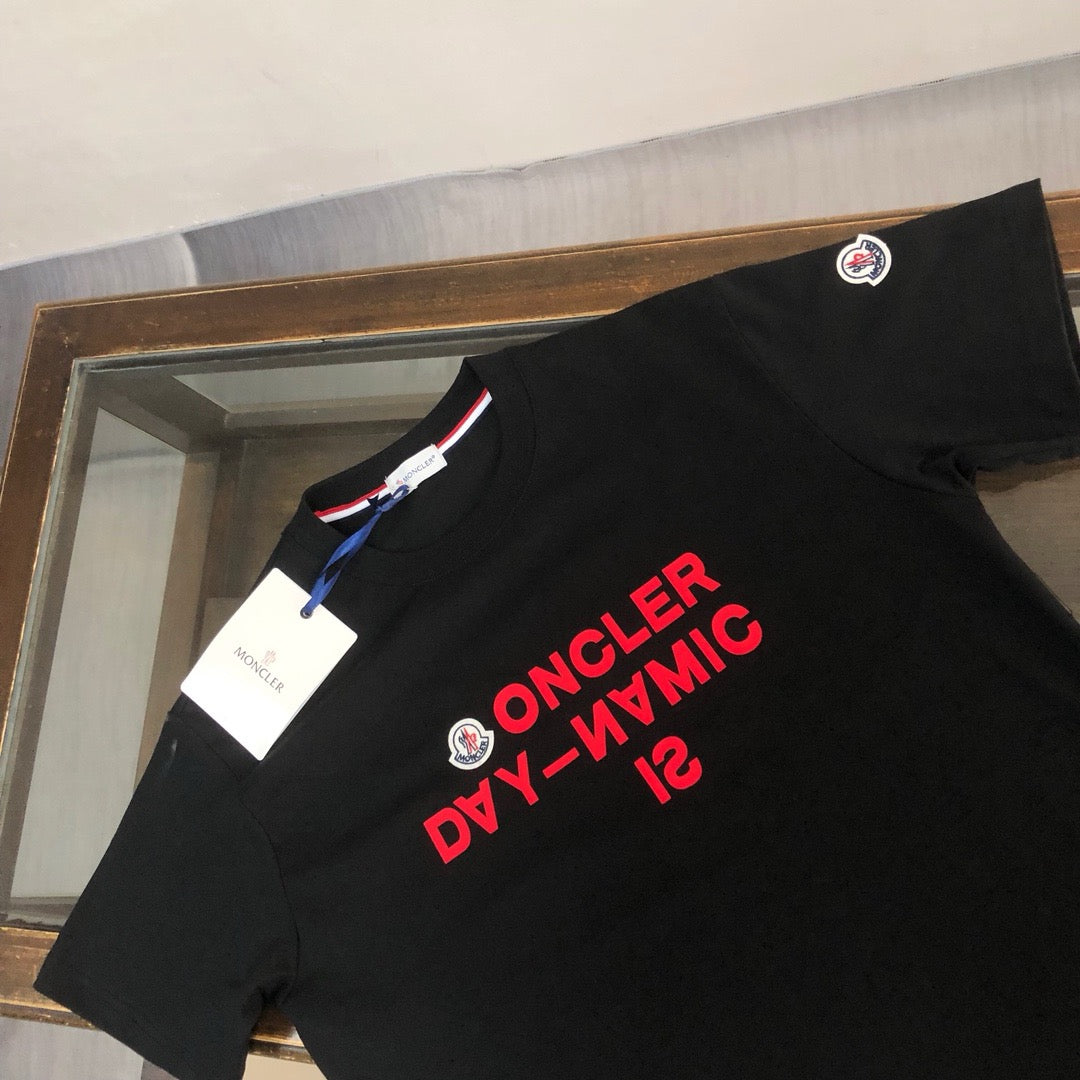 Moncler T-shirt