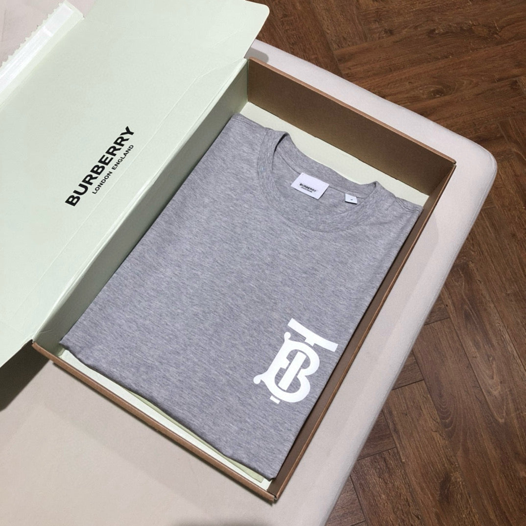Burberry T-shirt