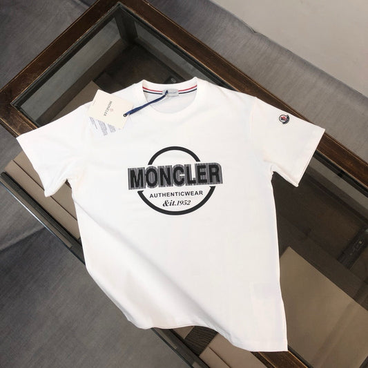 Moncler T-shirt