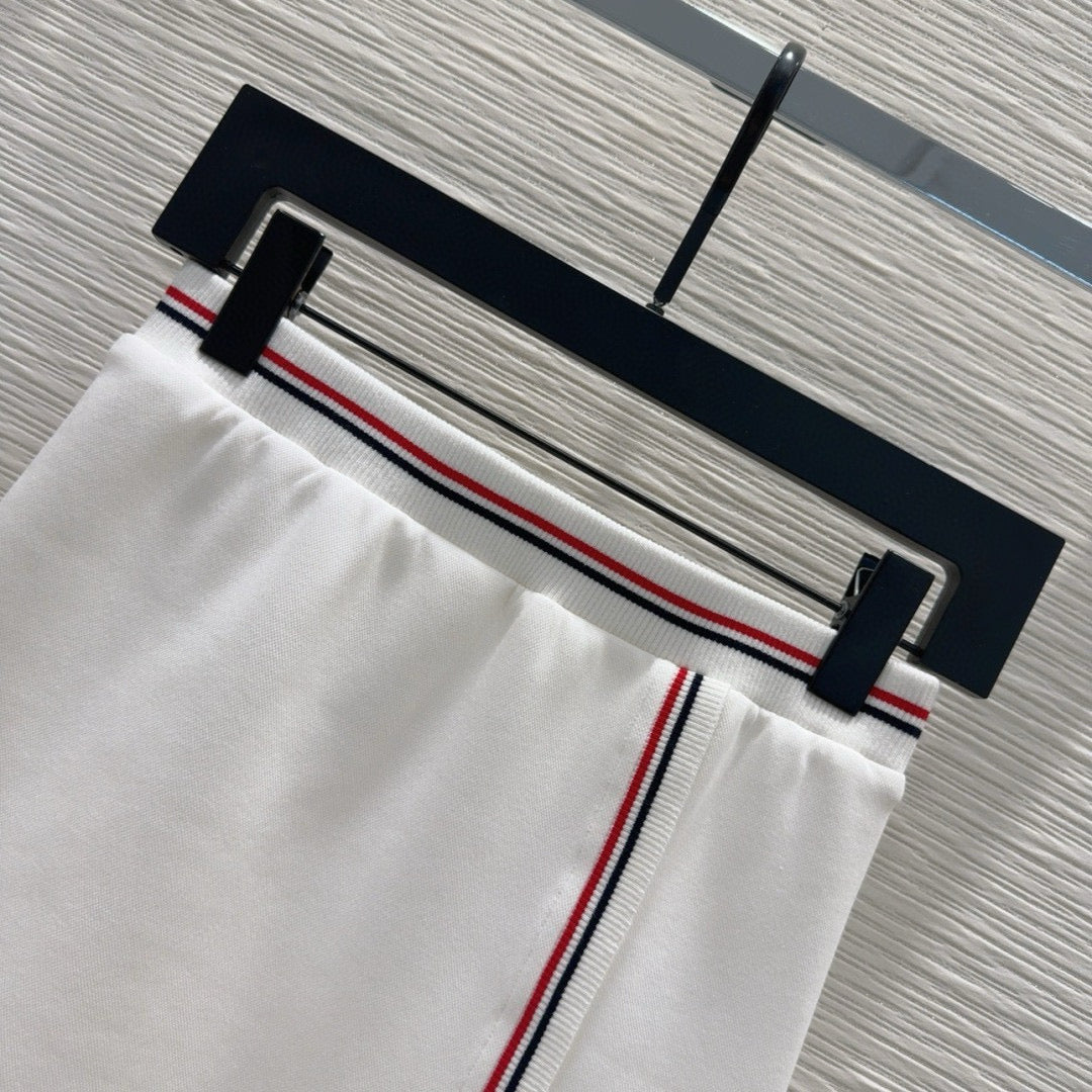 TB Skirt