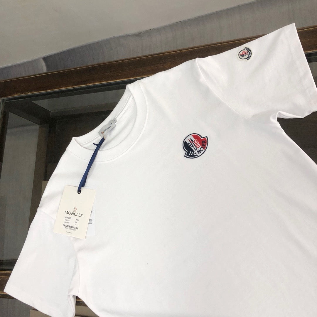 Moncler T-shirt