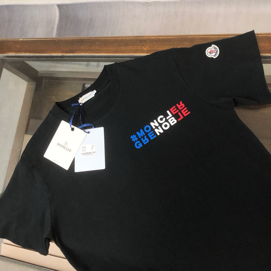 Moncler T-shirt