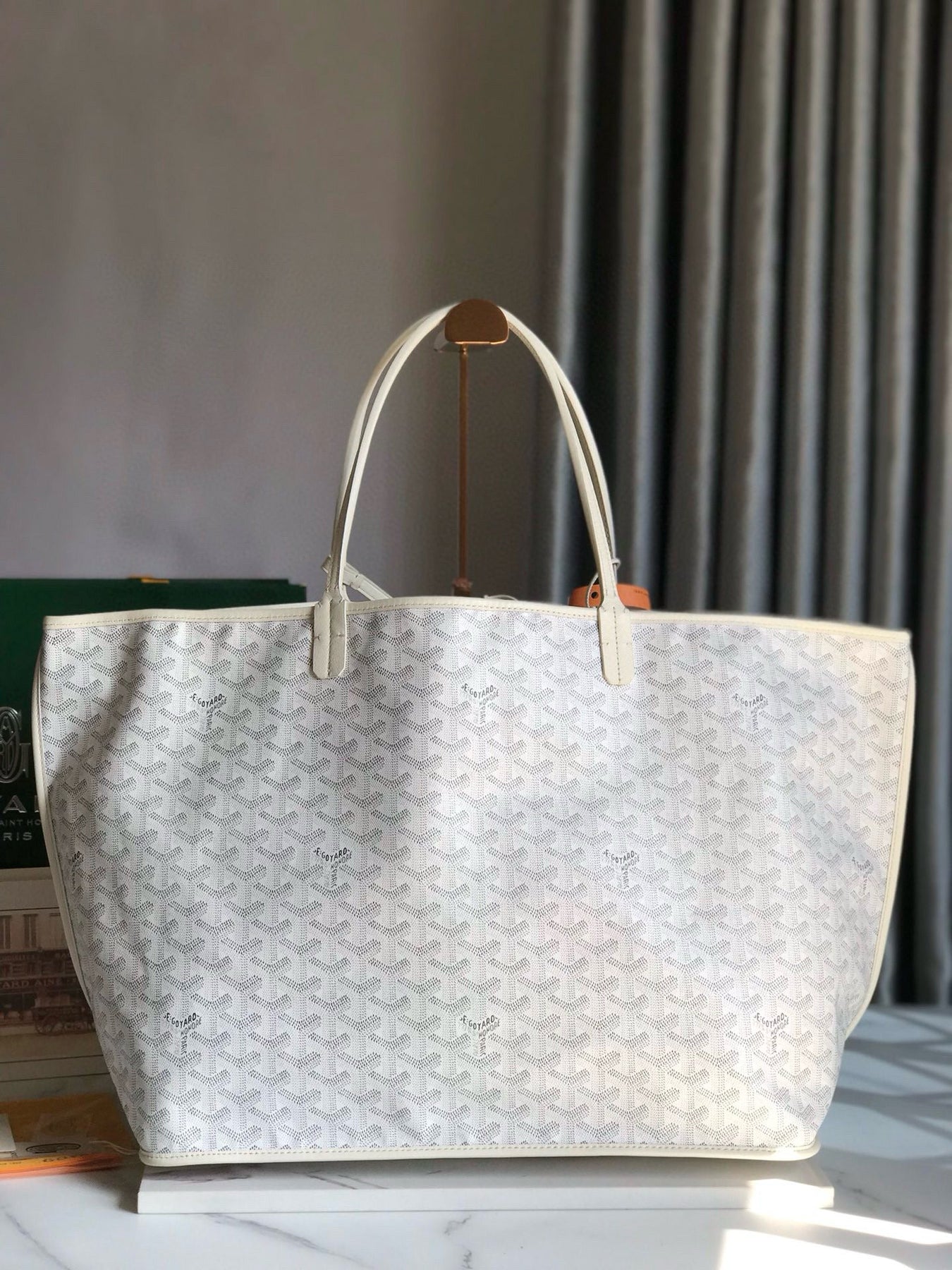 GOY REVERSIBLE ANJOU 39*32*19
