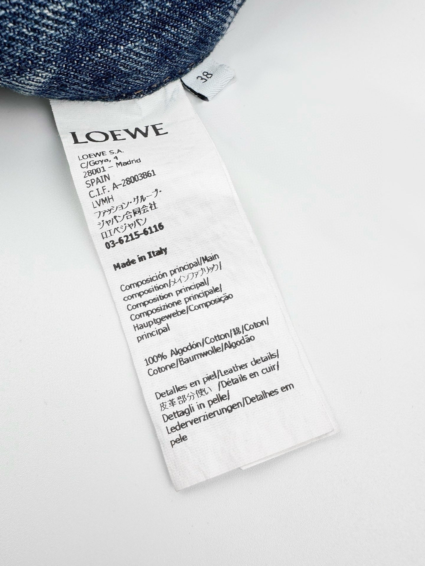 Loewe Jean