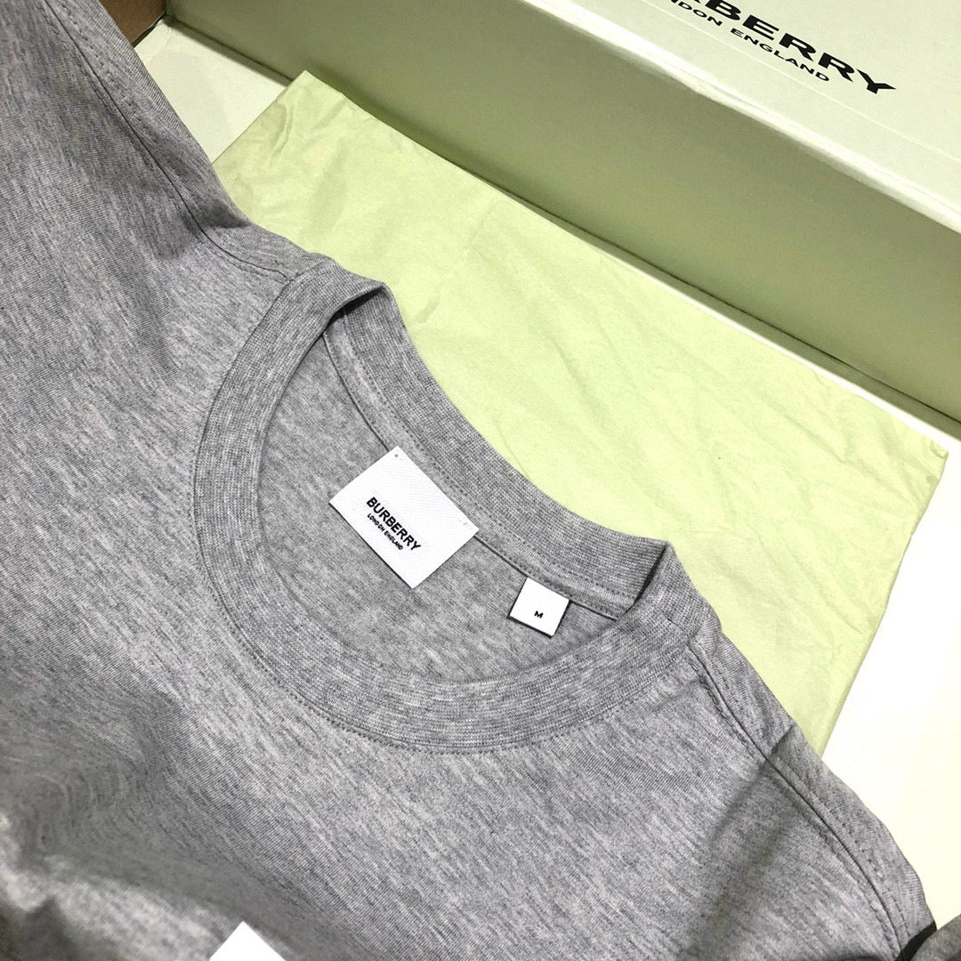 Burberry T-shirt