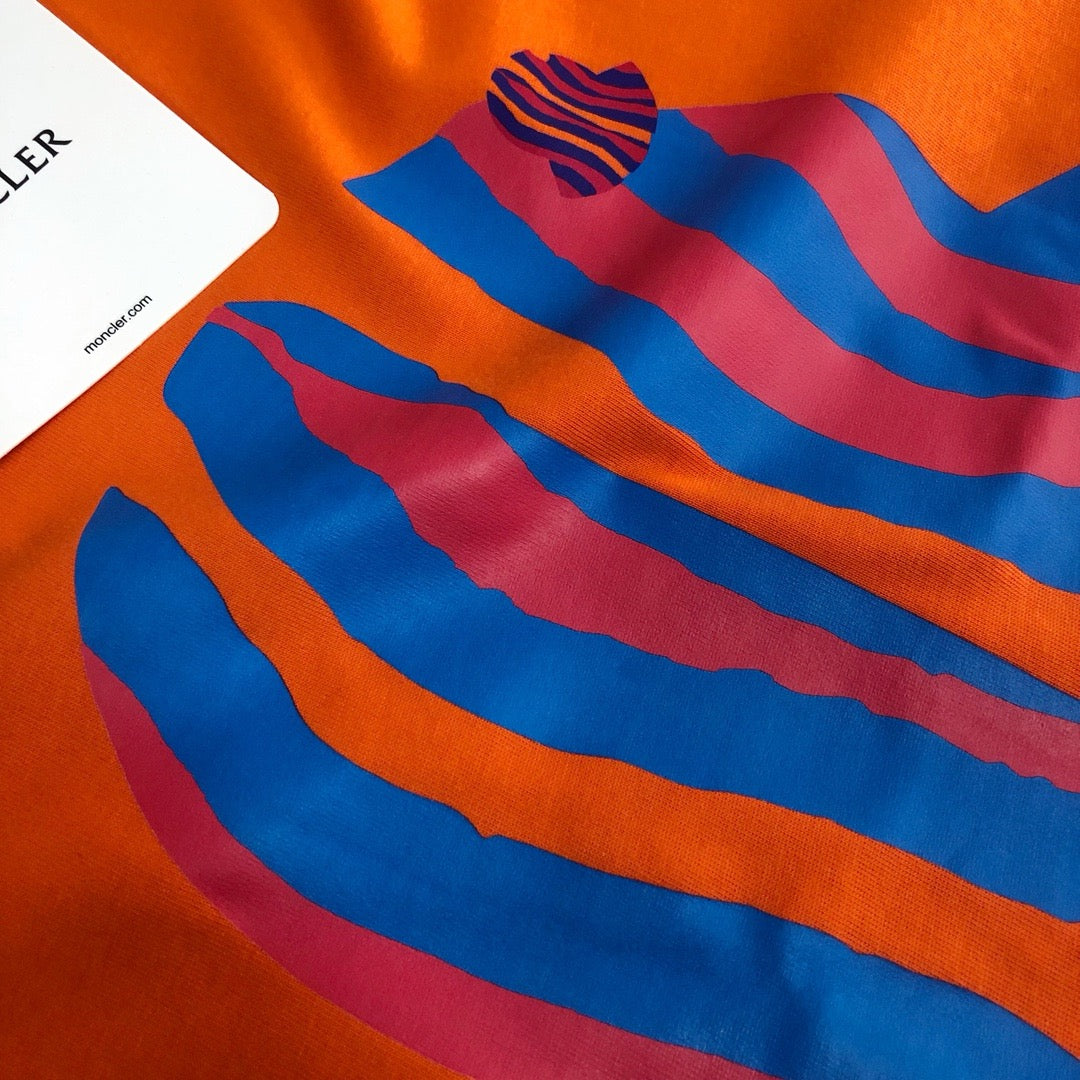 Moncler T-shirt