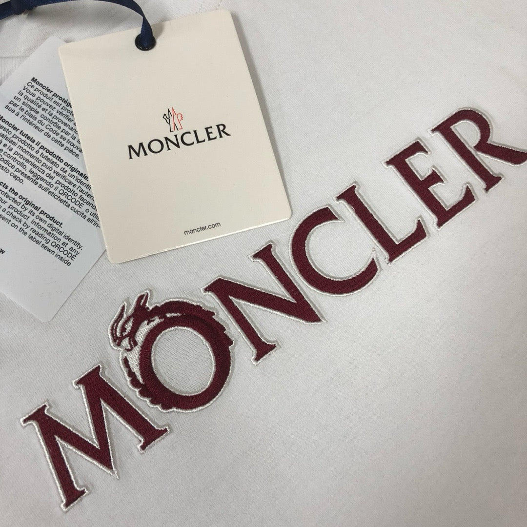 Moncler T-shirt