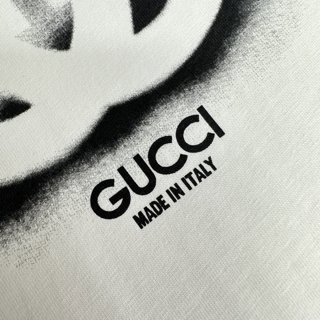 Gucci T-shirt