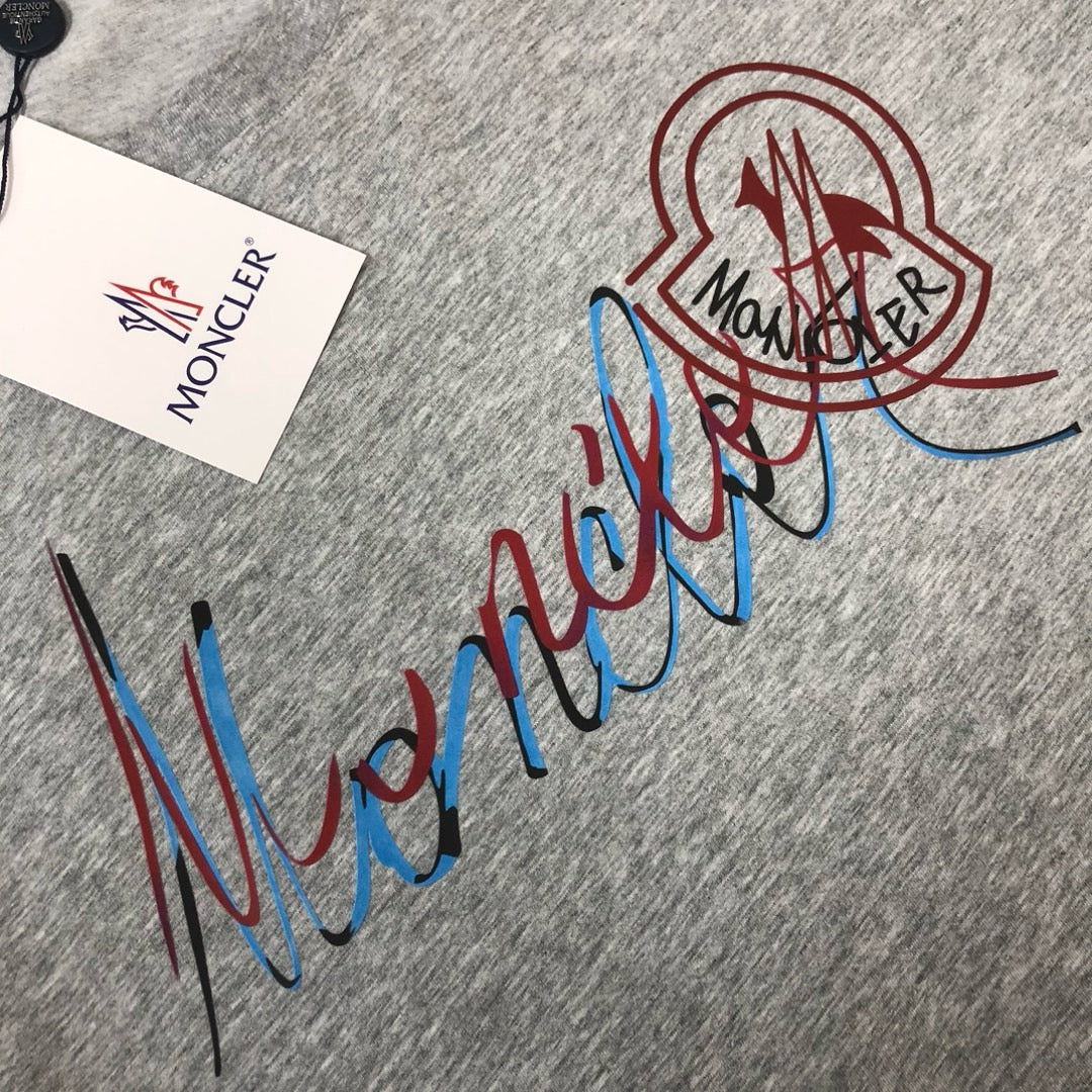 Moncler T-shirt