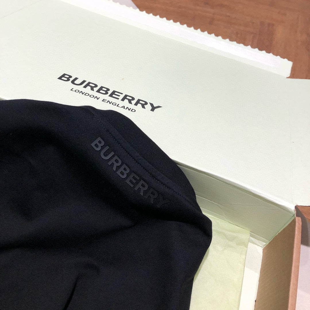 Burberry T-shirt