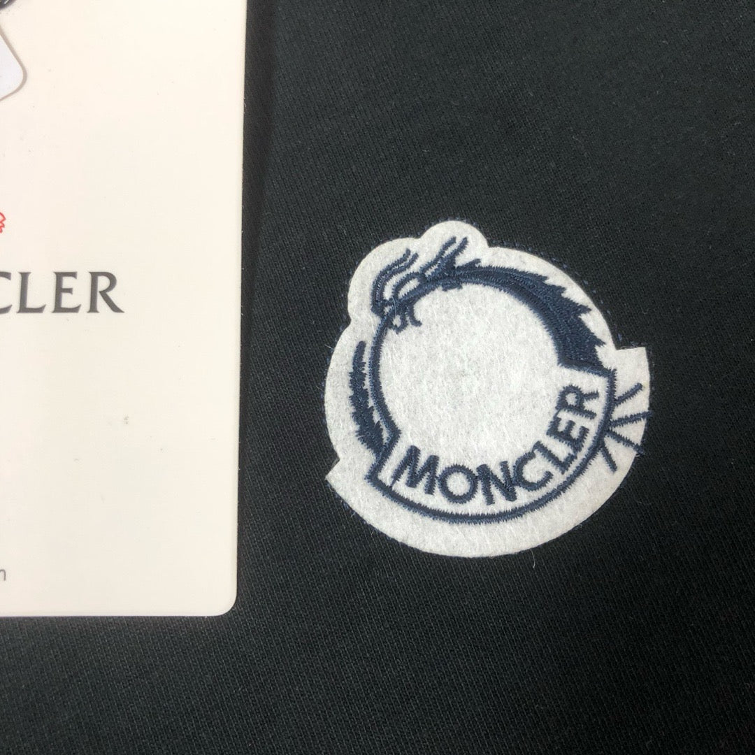 Moncler T-shirt