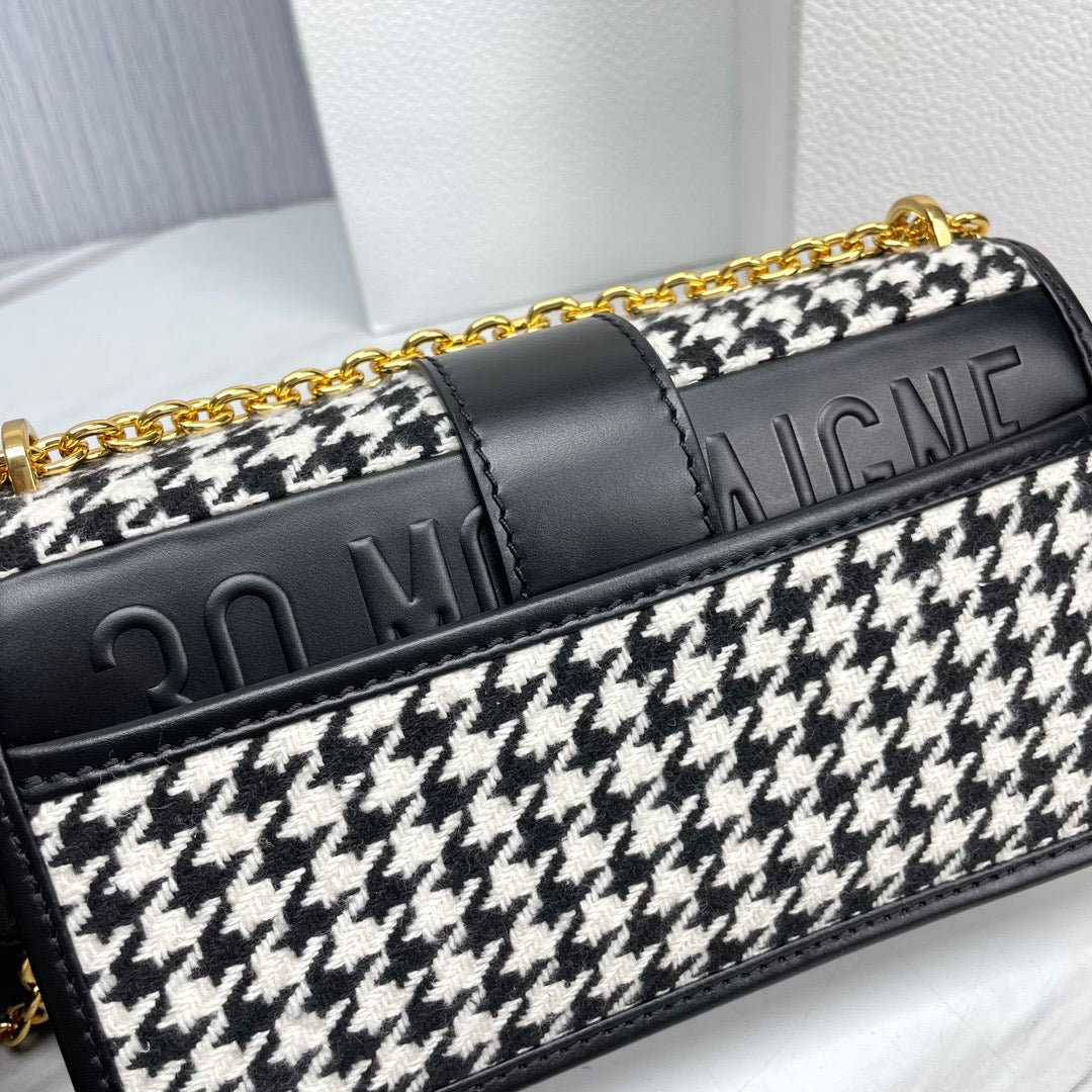 DIO 30 Montaigne (21cm)