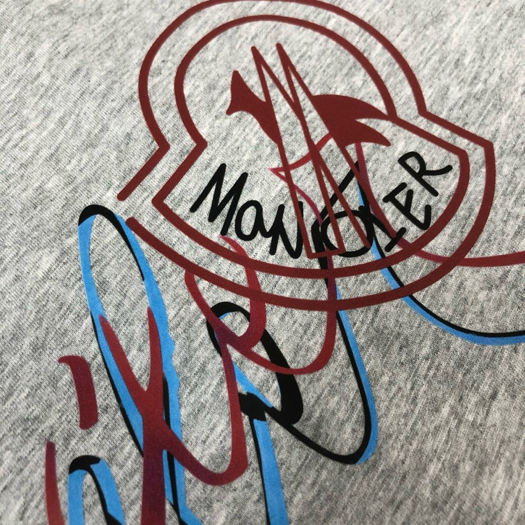 Moncler T-shirt
