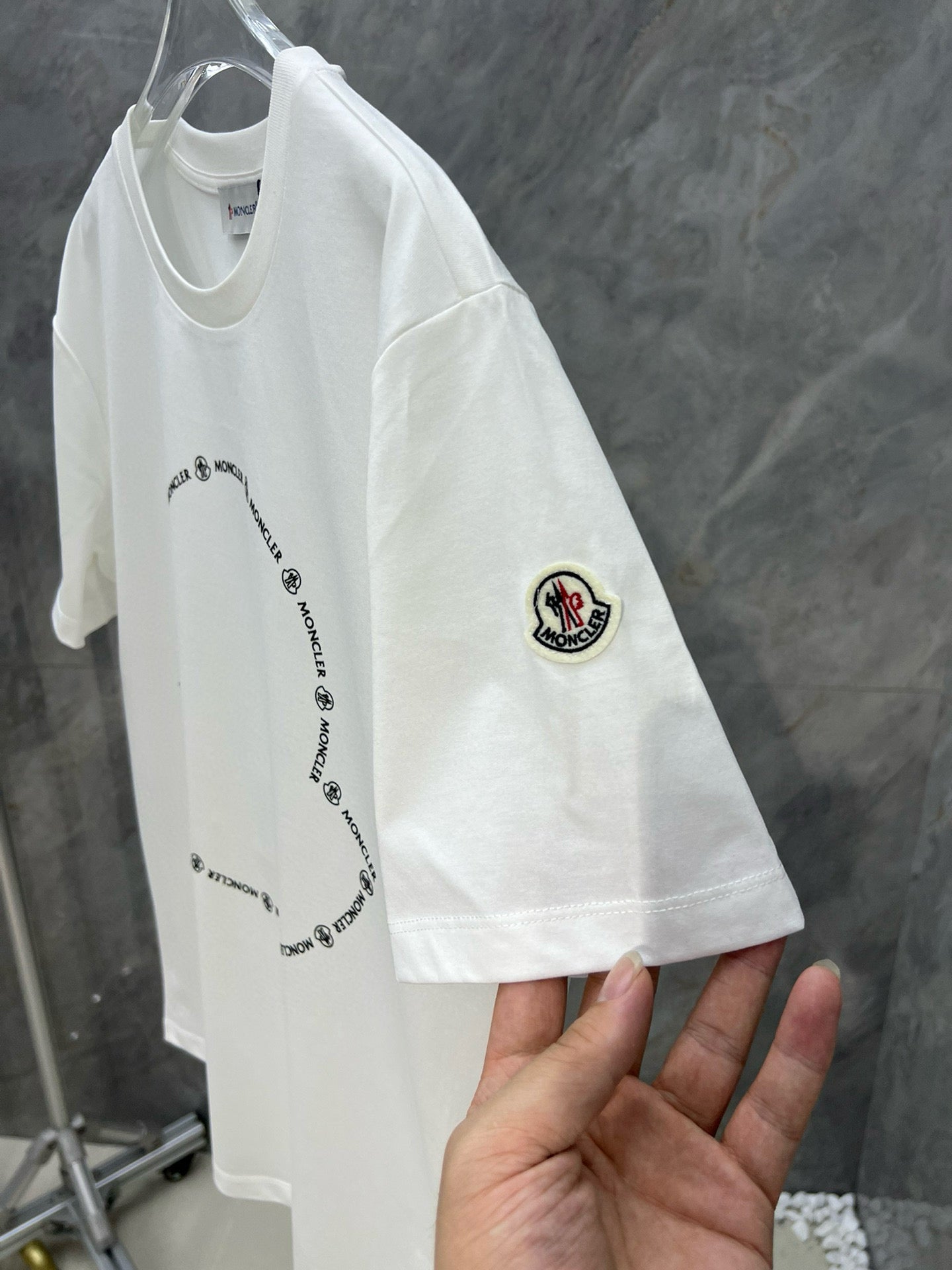 Moncler T-shirt