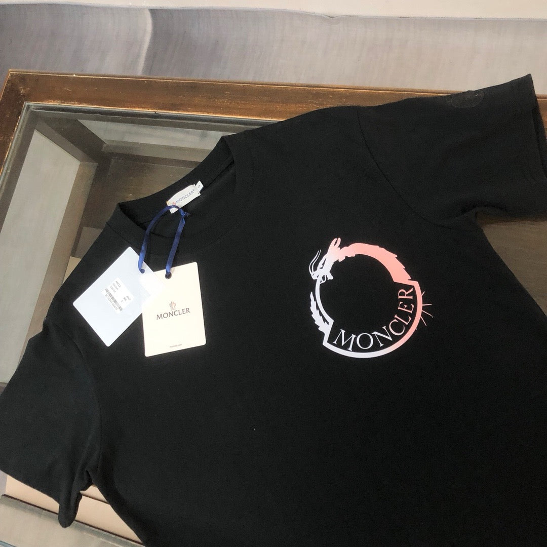 Moncler T-shirt