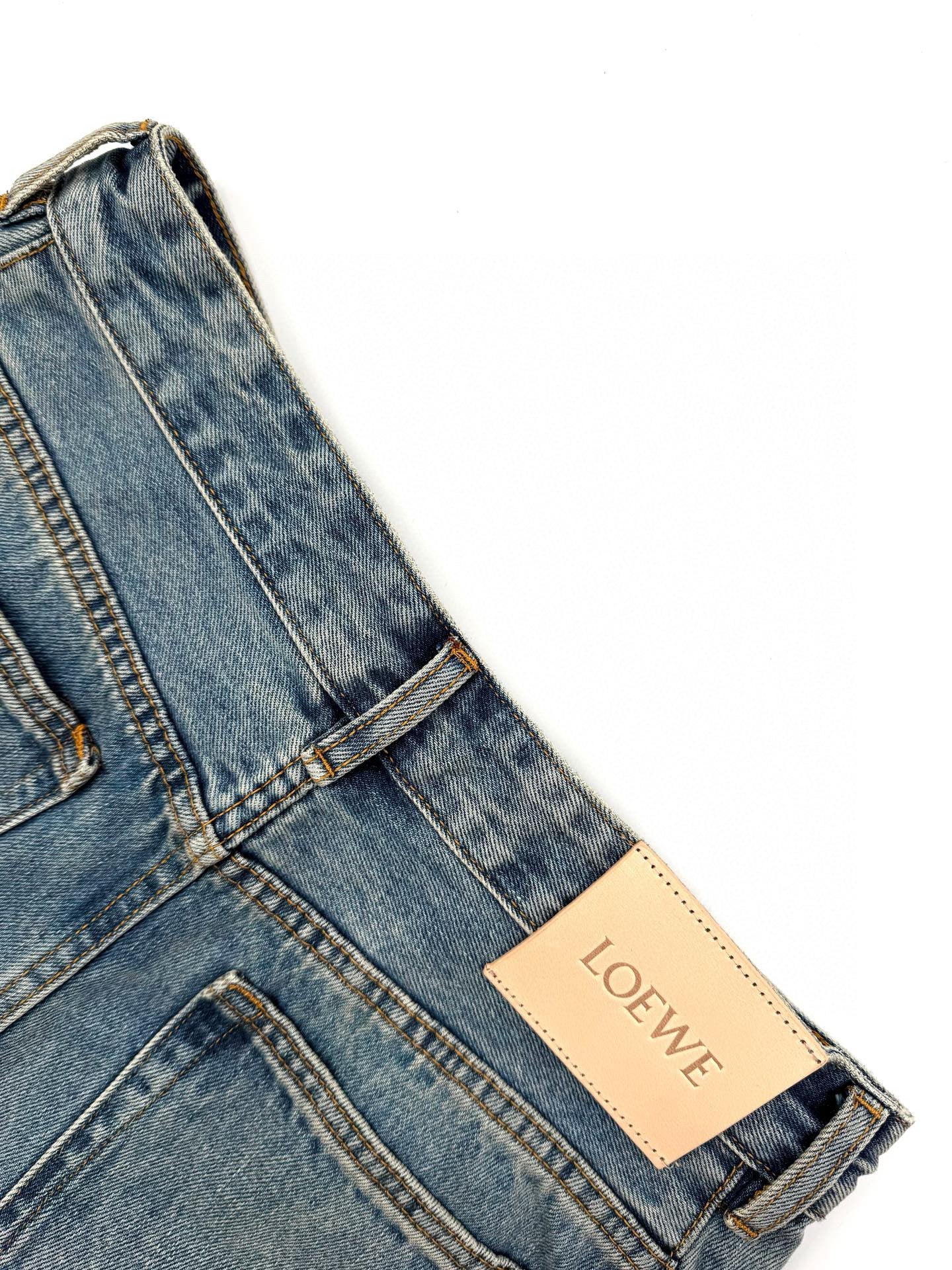 Loewe Jean