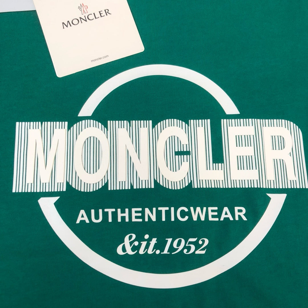 Moncler T-shirt