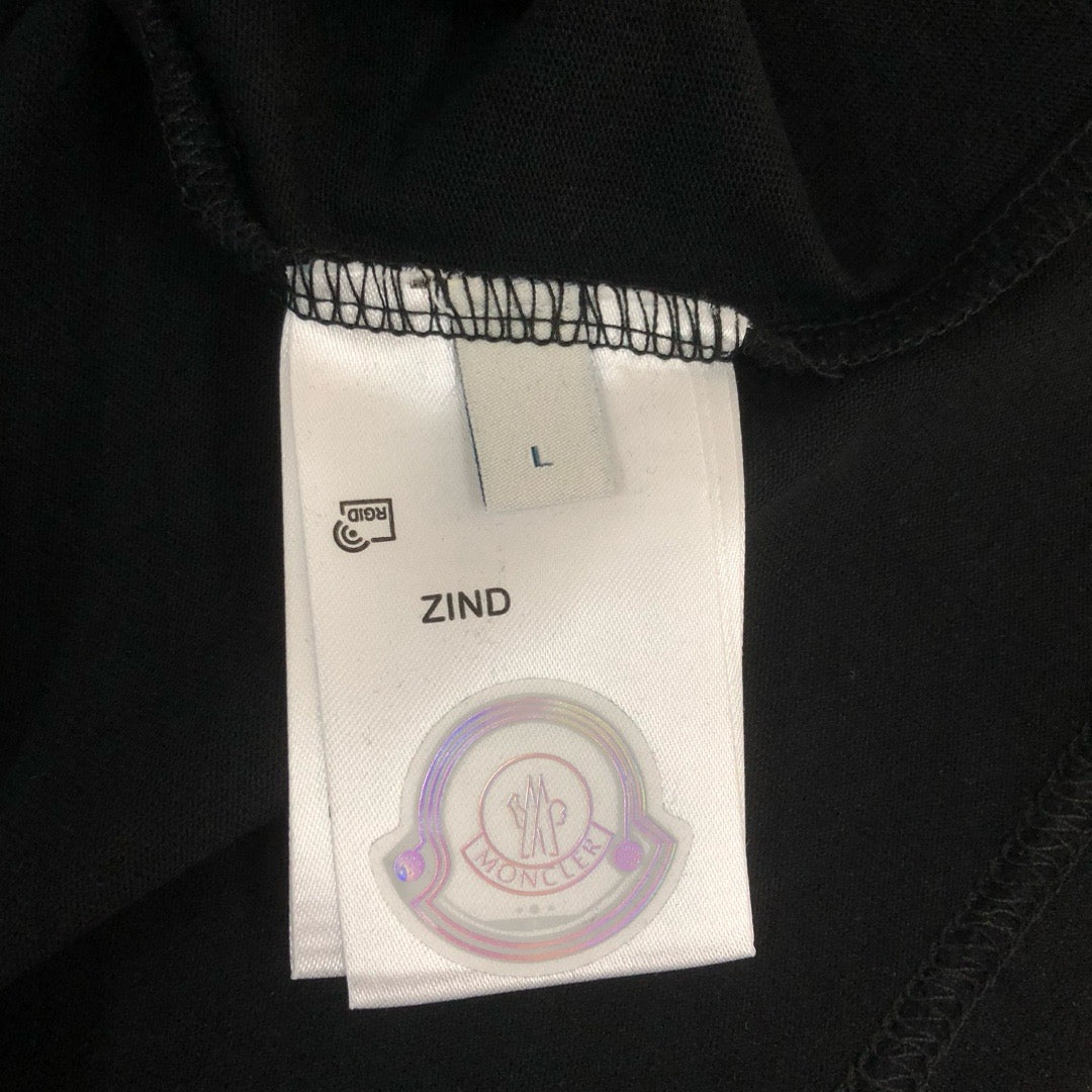 Moncler T-shirt