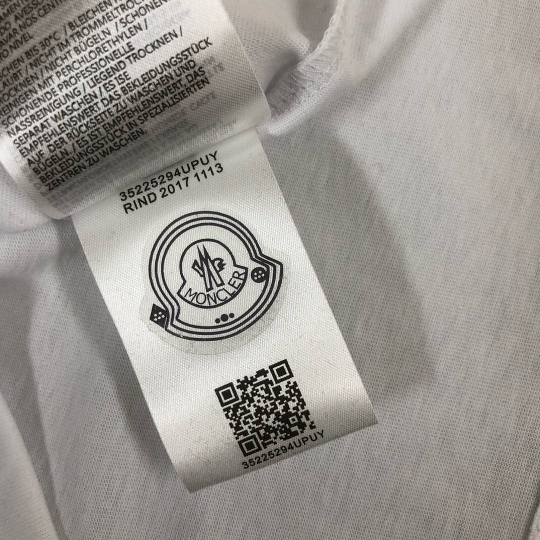 Moncler T-shirt
