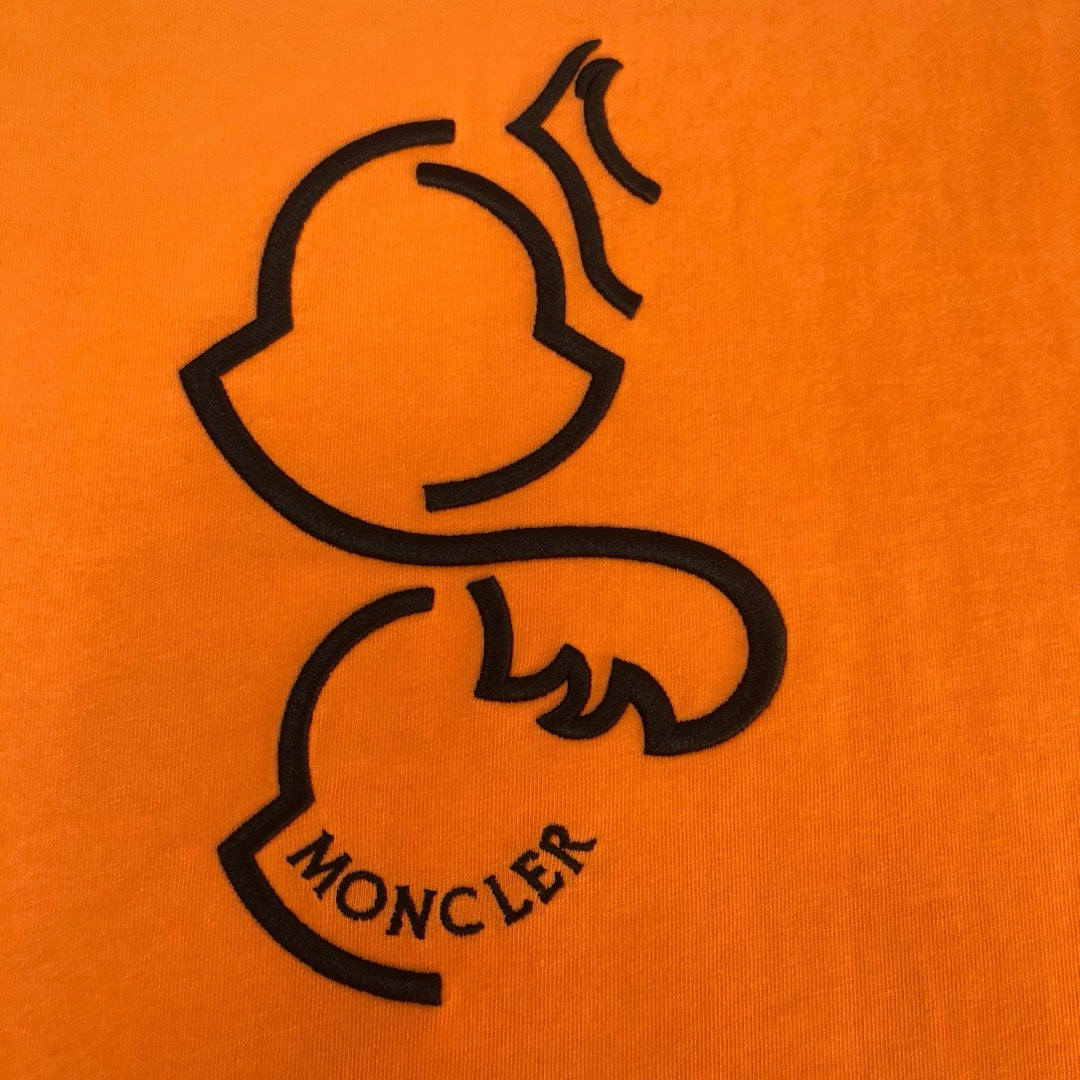 Moncler T-shirt