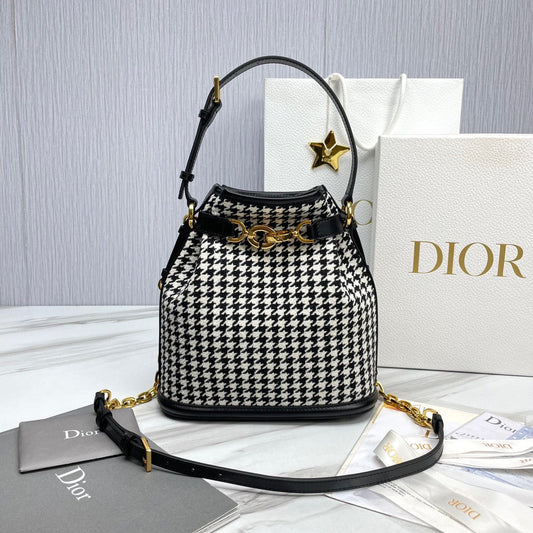 DIO C‚Äôest Handbag (24cm)