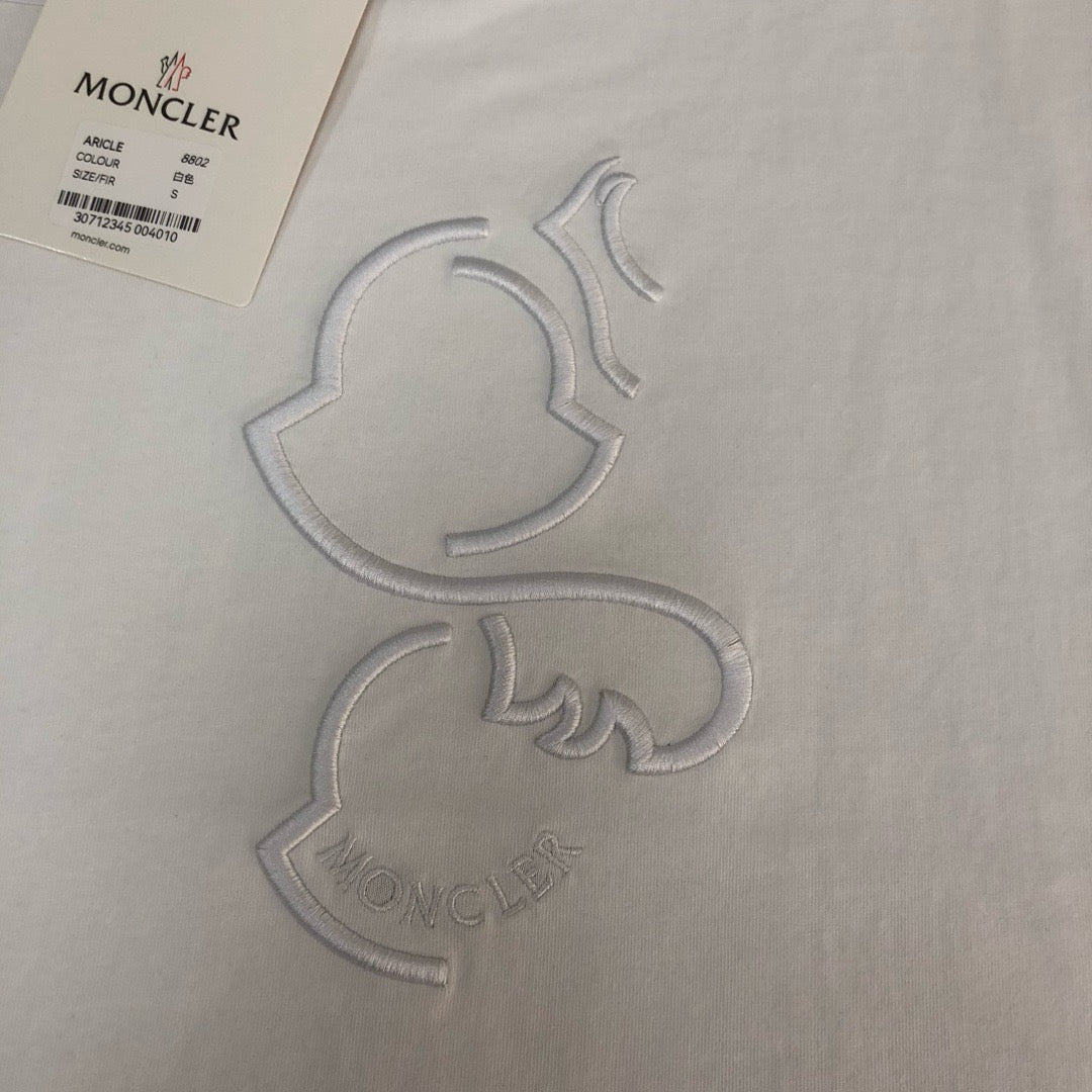 Moncler T-shirt