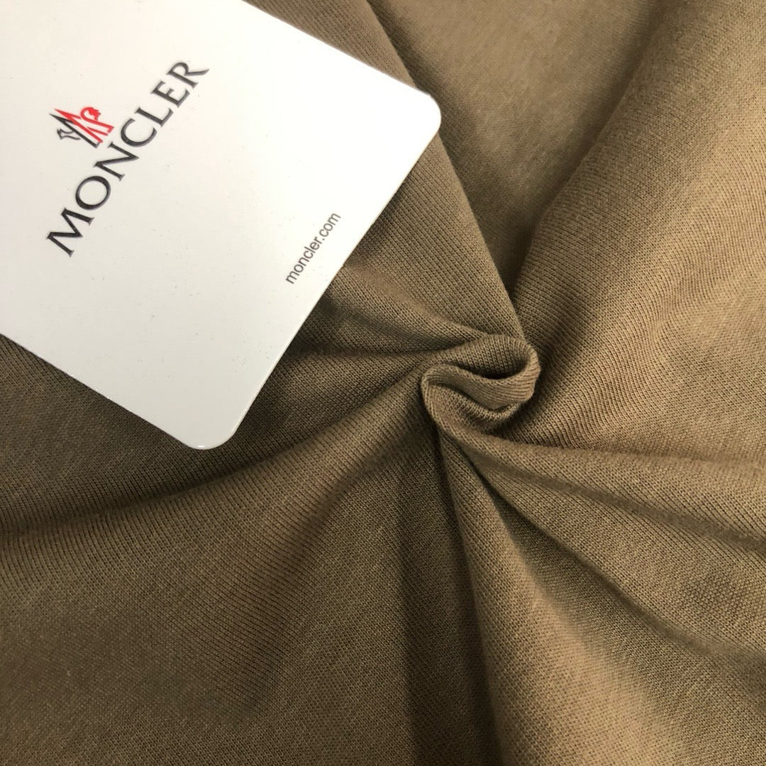Moncler T-shirt