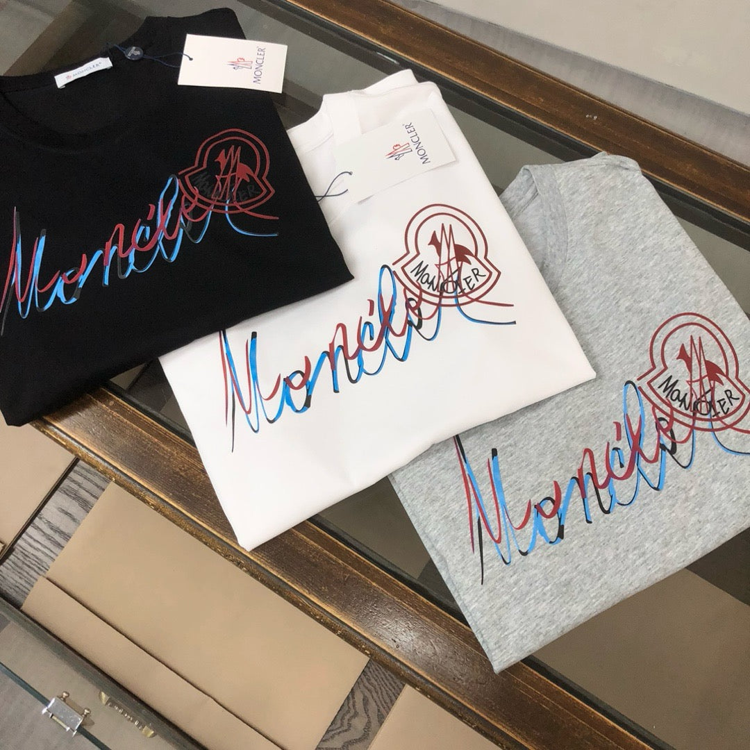 Moncler T-shirt