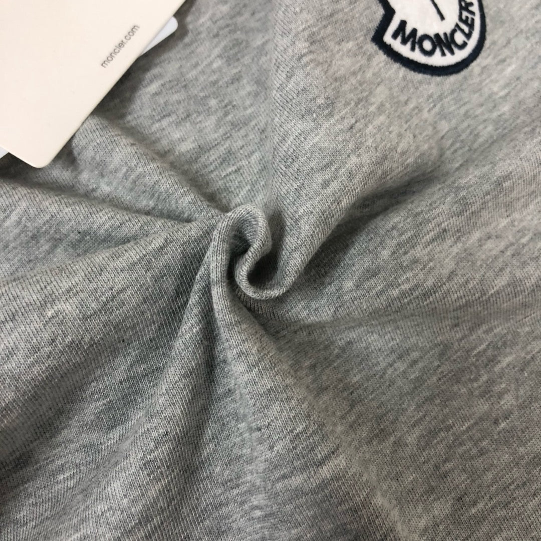 Moncler T-shirt