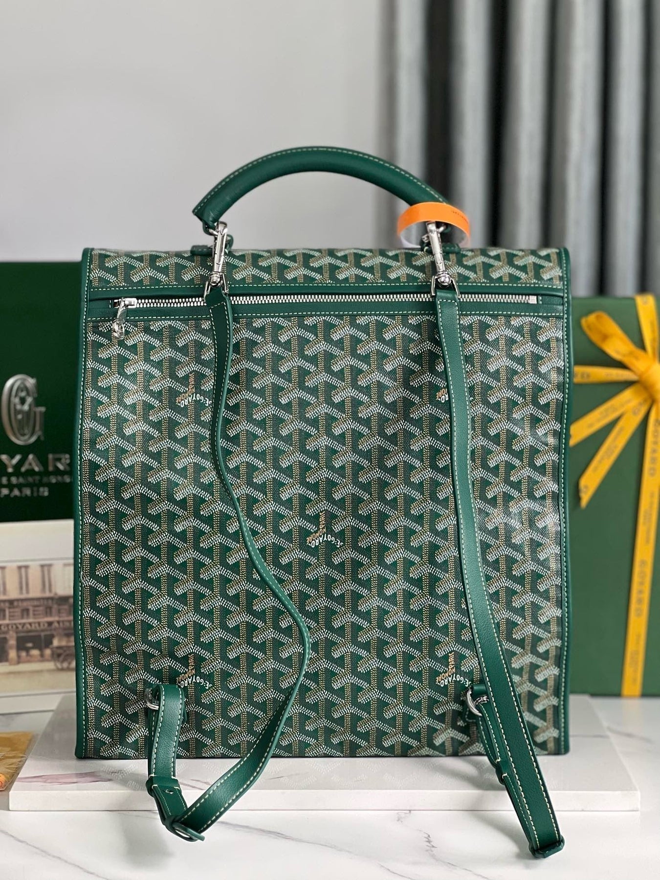 GOY Backpack 33x35x16cm