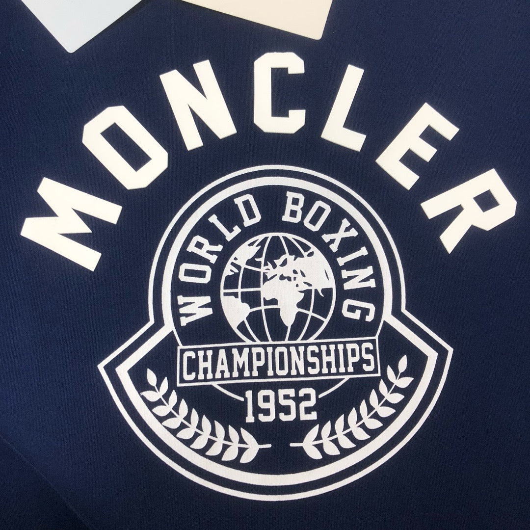 Moncler T-shirt
