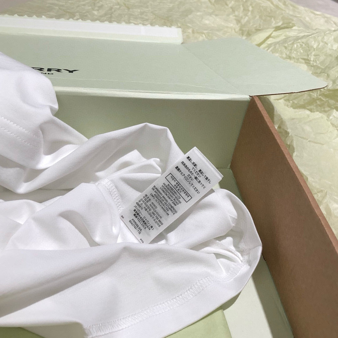 Burberry T-shirt