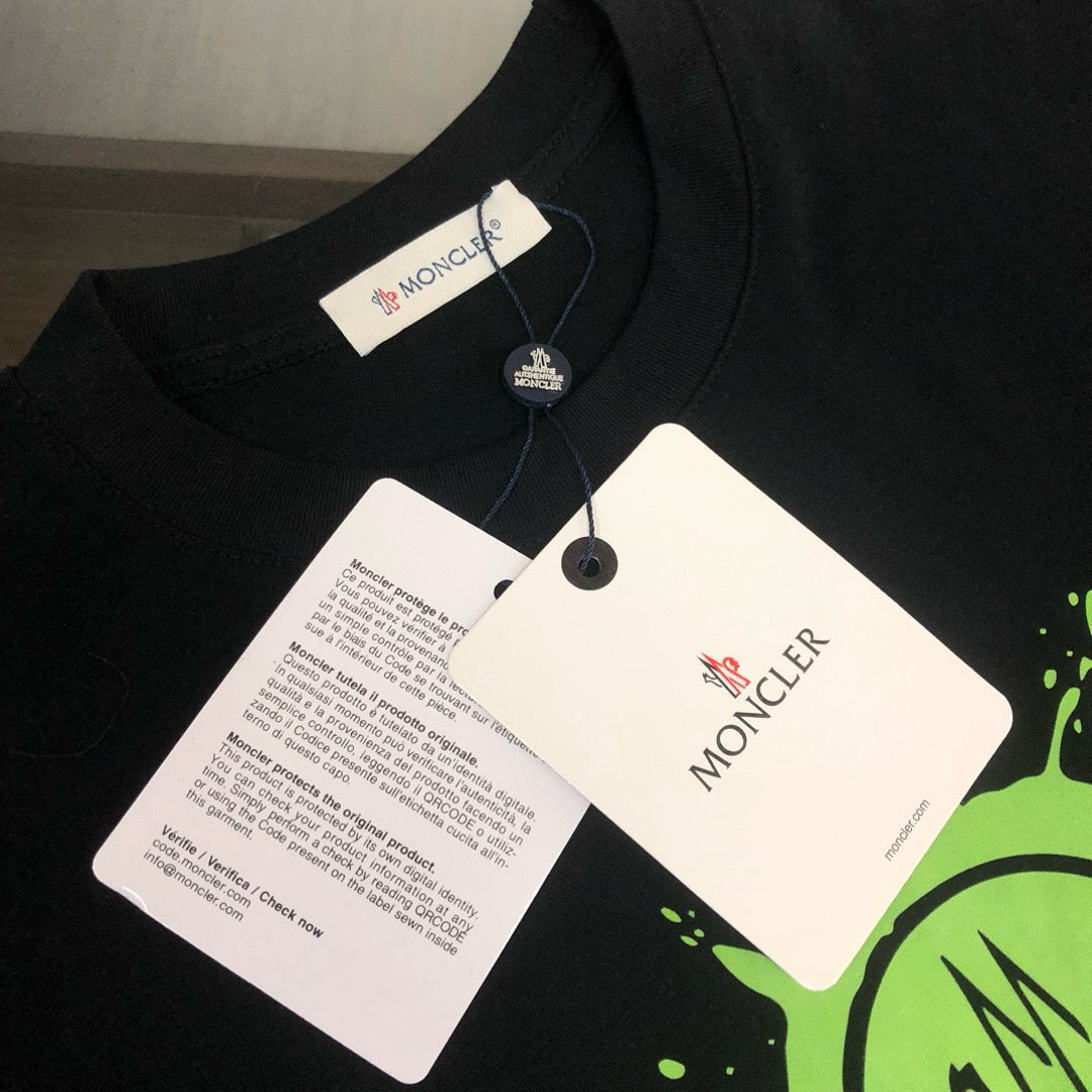Moncler T-shirt