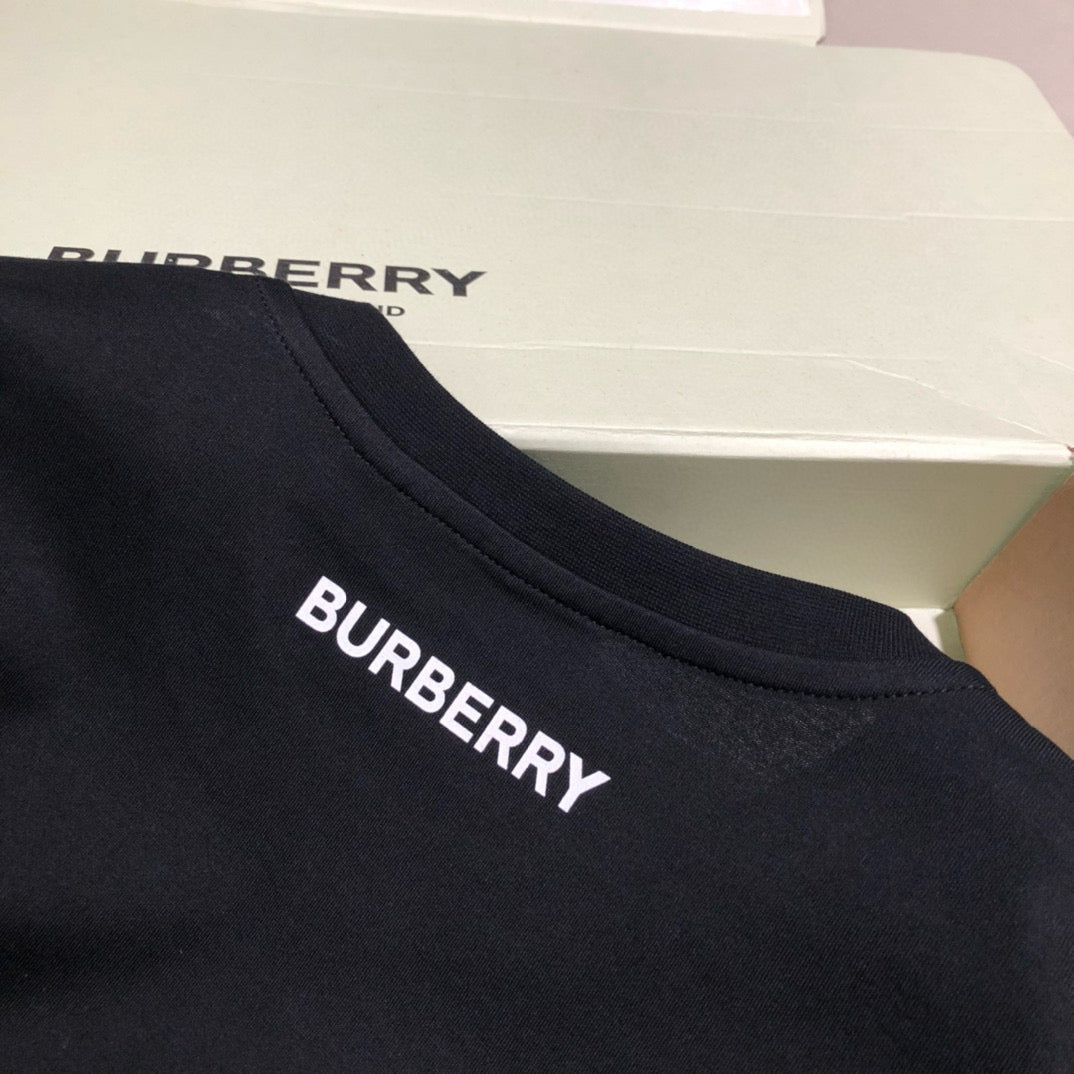 Burberry T-shirt