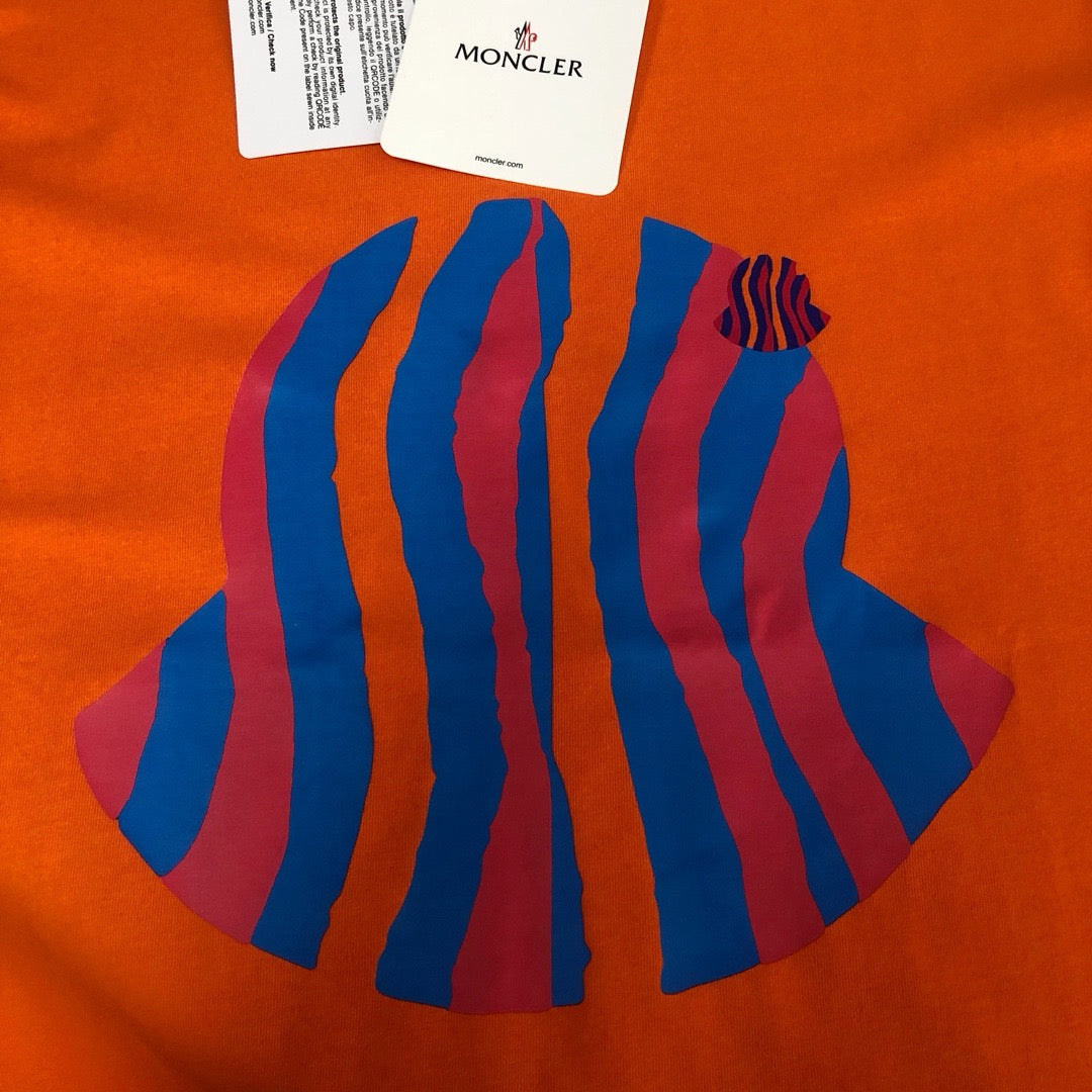 Moncler T-shirt