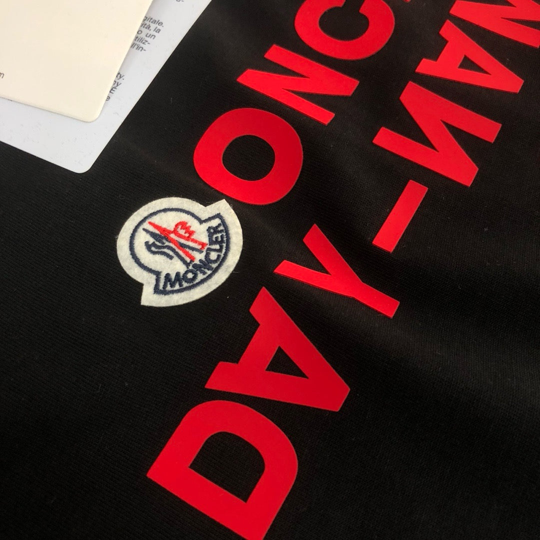 Moncler T-shirt