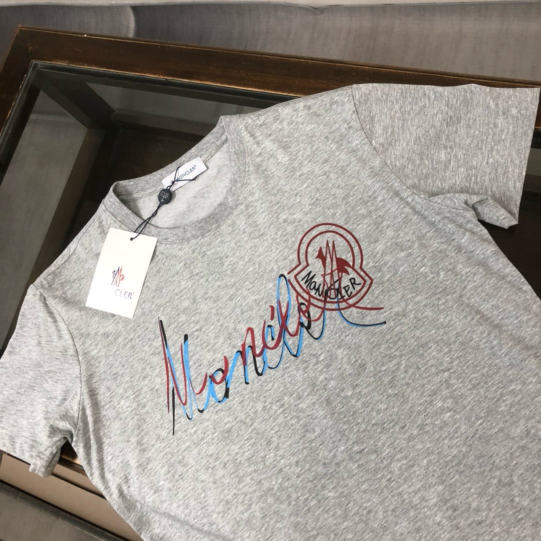 Moncler T-shirt