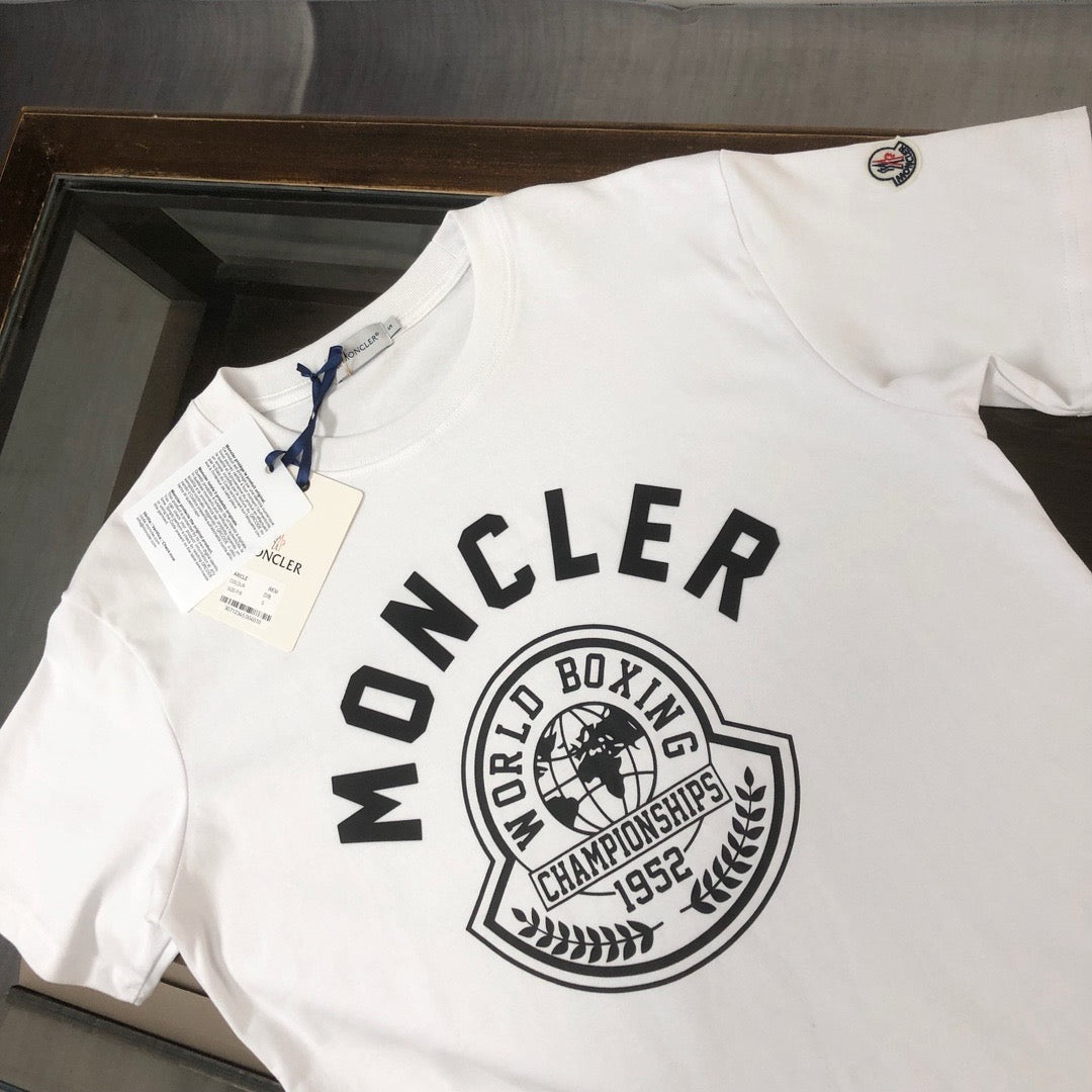 Moncler T-shirt